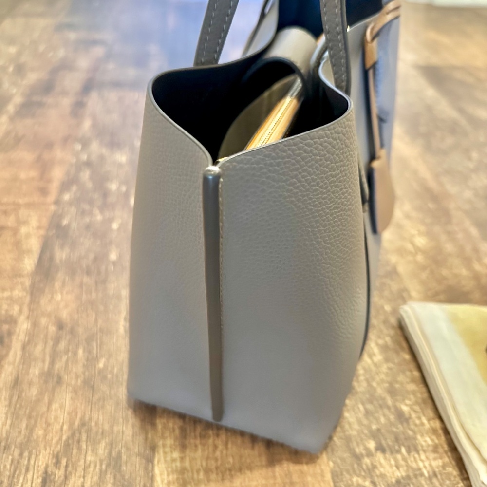 Tory Burch Perry Tote small - Picture 14 of 15